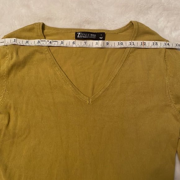 7th Avenue Mustard Yellow Tunic Bell Sleeves size S - Picture 4 of 10